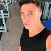 Diplomato impartisce ripetizioni di italiano a raggi delle scuole materne